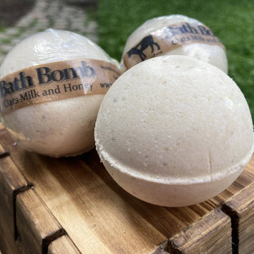 Goat Milk Bath Bomb - Oat Milk and Honey