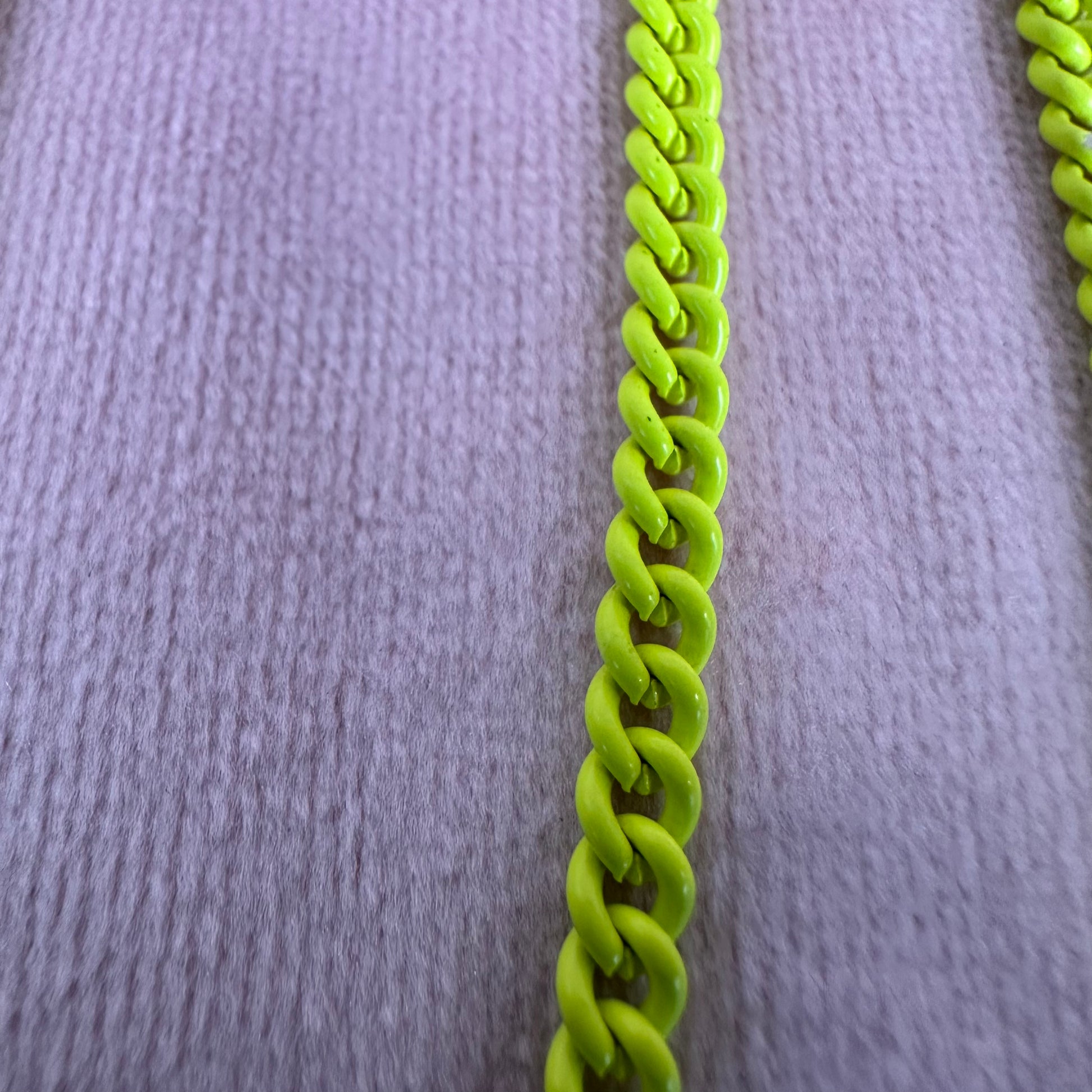 yellow enamel chain necklace
