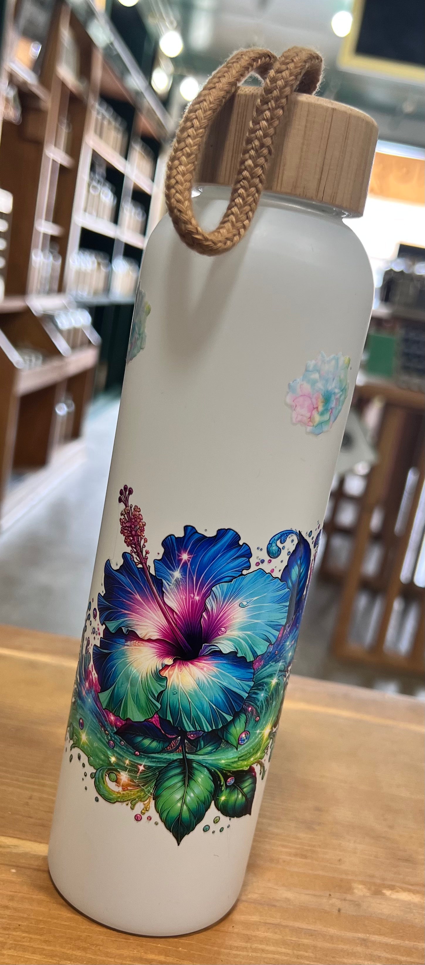 Flowers and Butterflies Glass Travel Cup with Lid - 18 oz Beckys BS